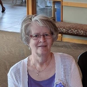 Meet your Posher, Carolyn